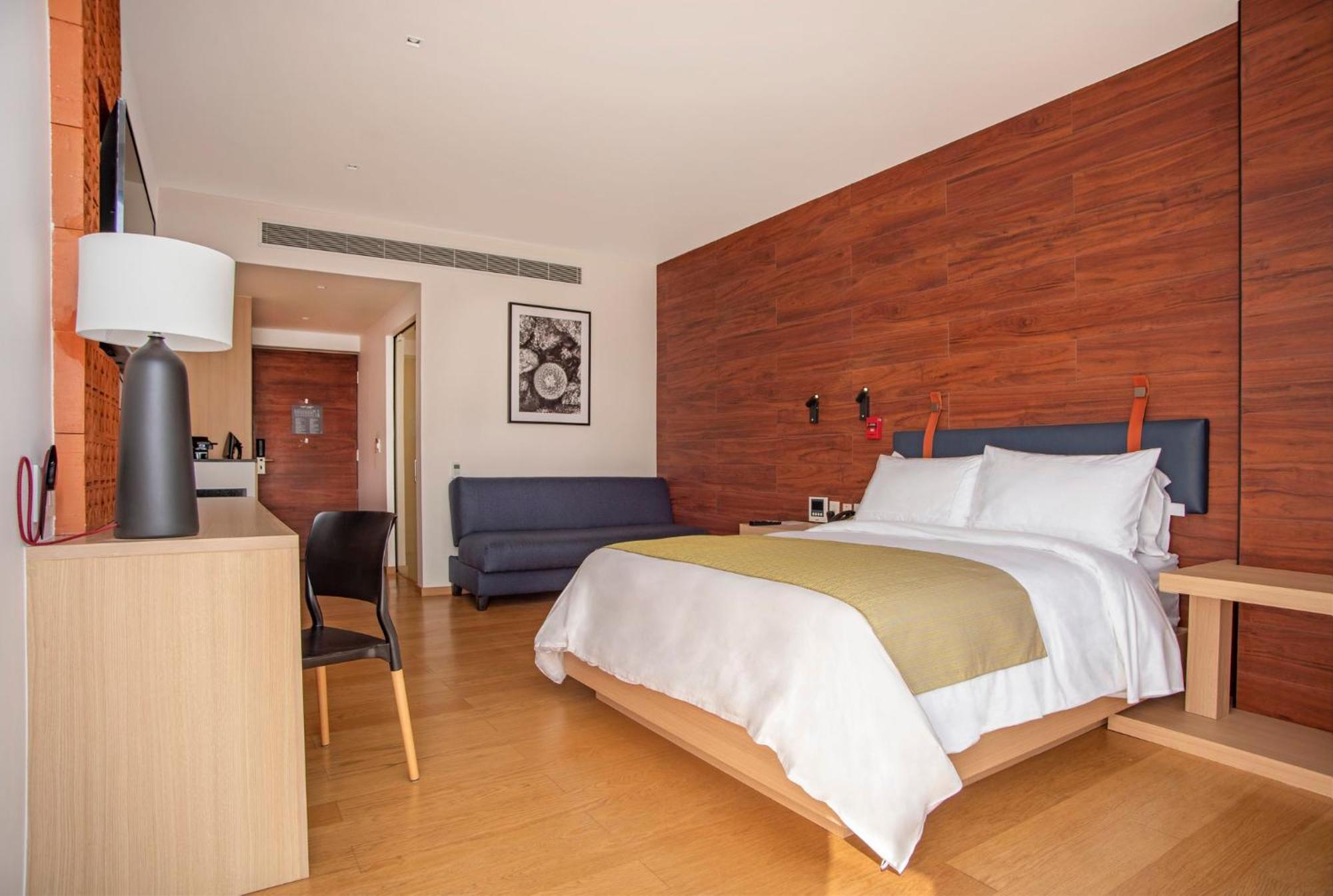Hotel Voco - Neruda, An Ihg 4*