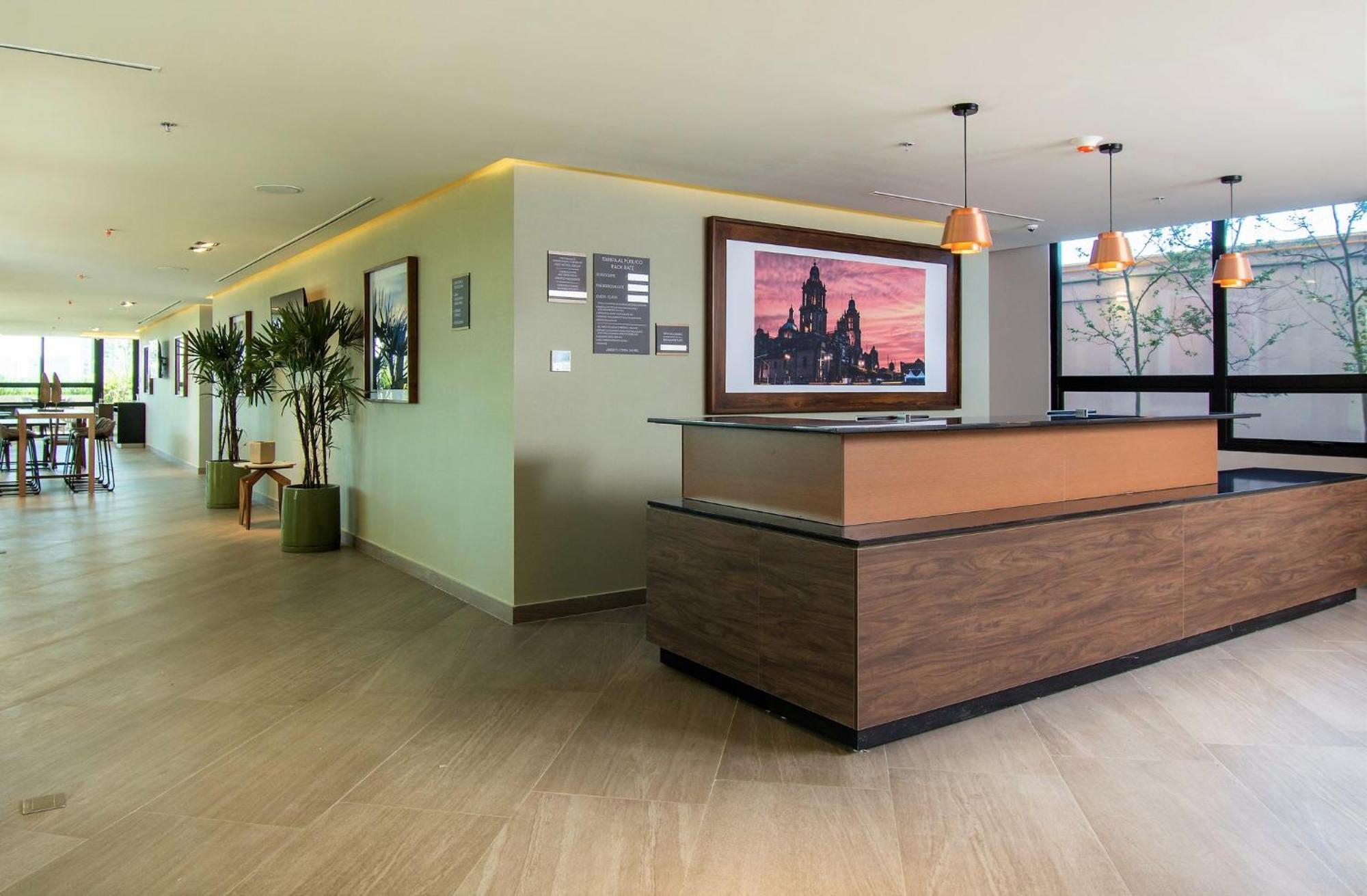 Staybridge - Novena By Ihg Hotel 4*