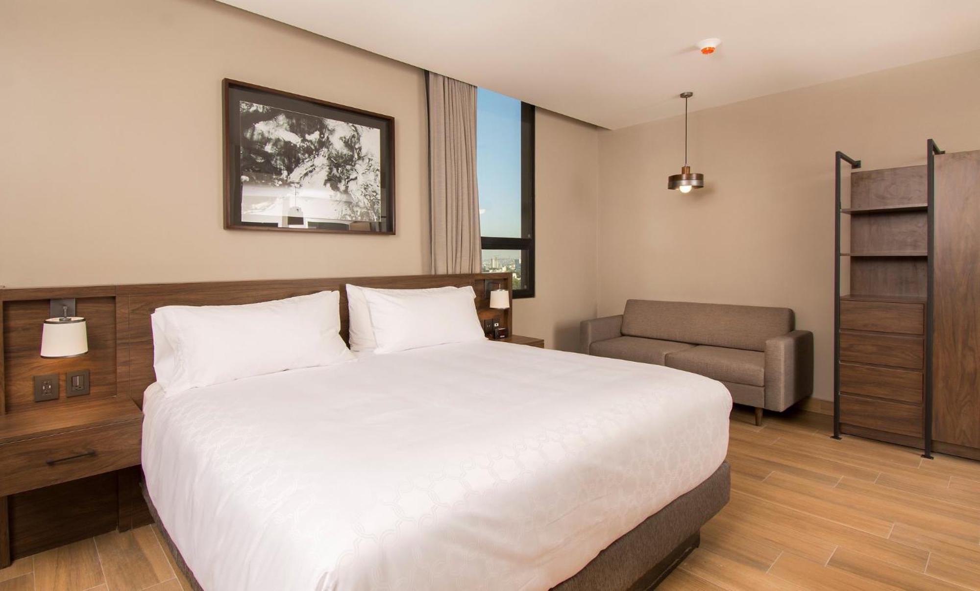 Staybridge - Novena By Ihg 4* Guadalajara
