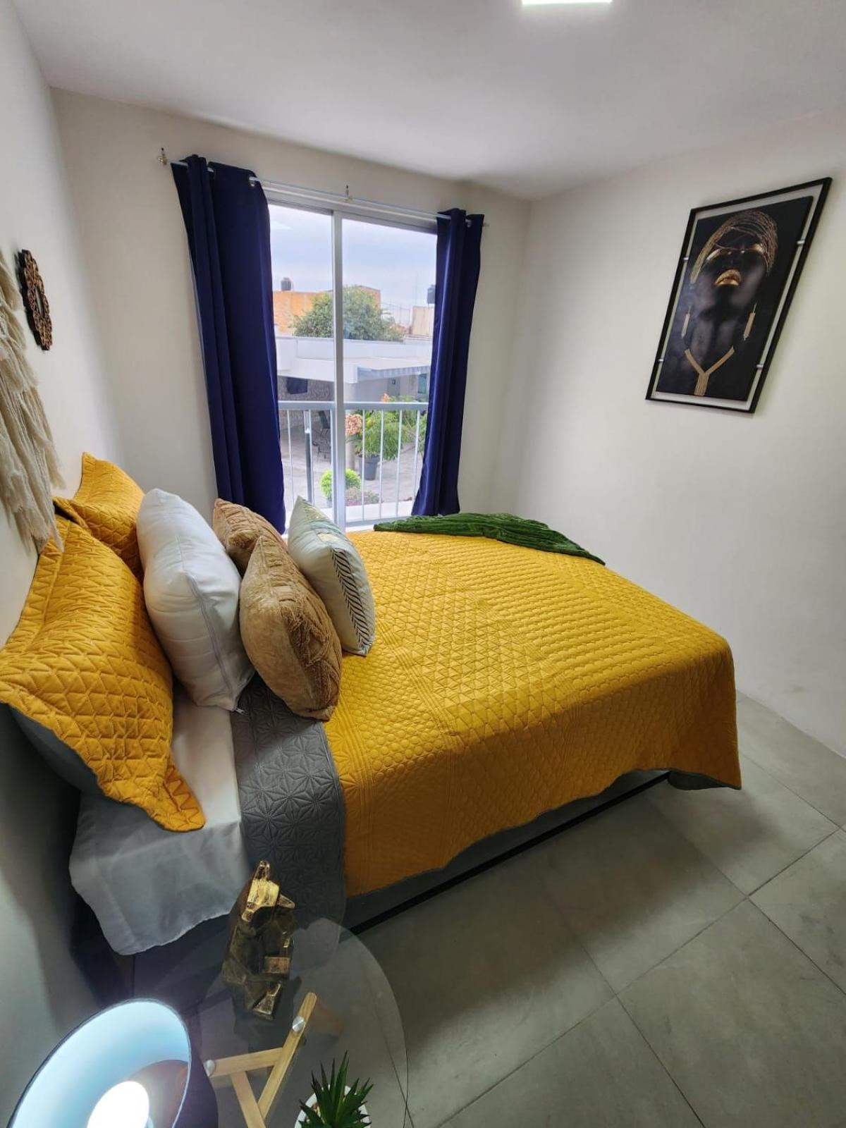 Apartment Centrico, Con Alberca Y Estacionamiento *