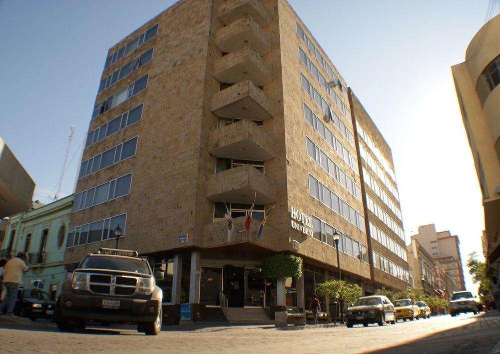 Universo Hotel 3*