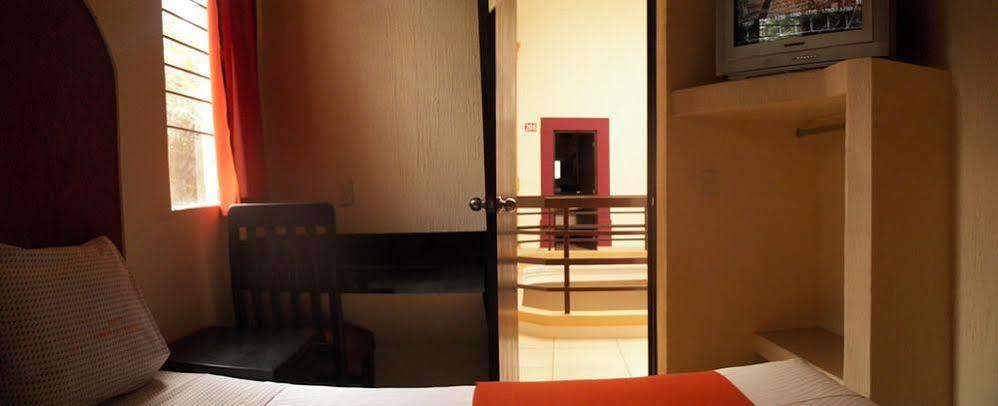 Hotel Ja Centro 2*