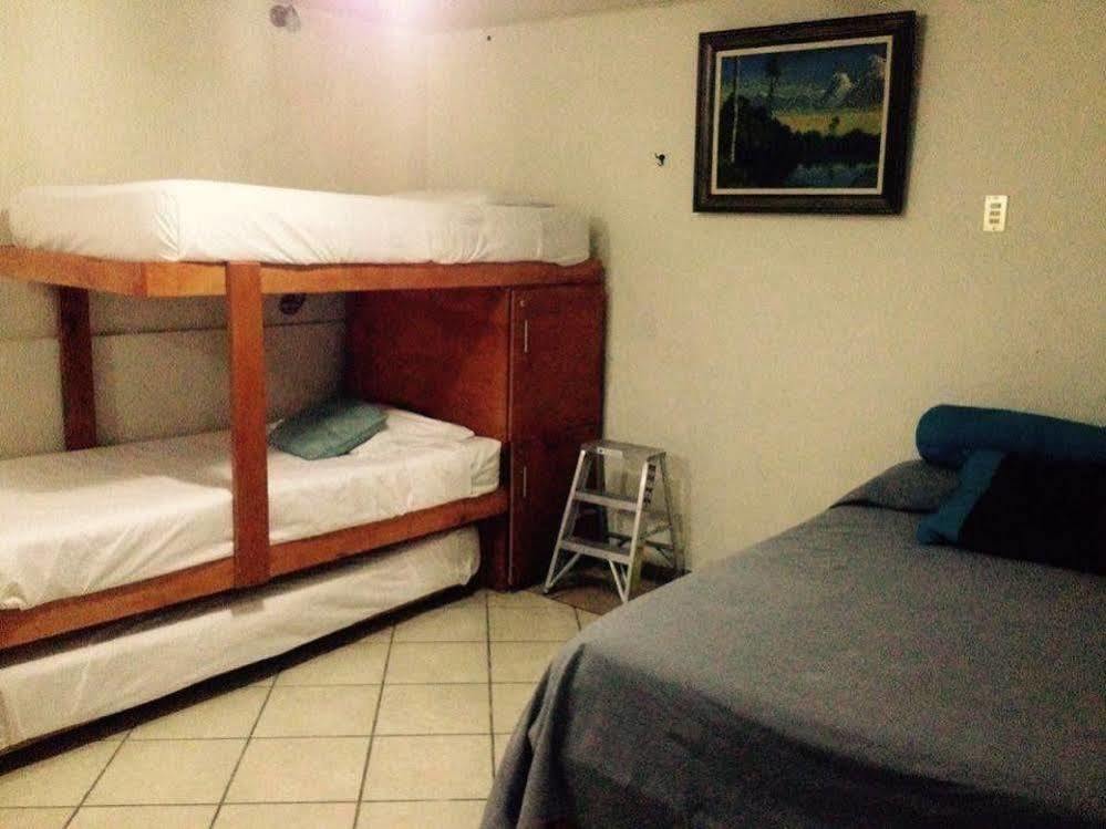 Hostal Lit *