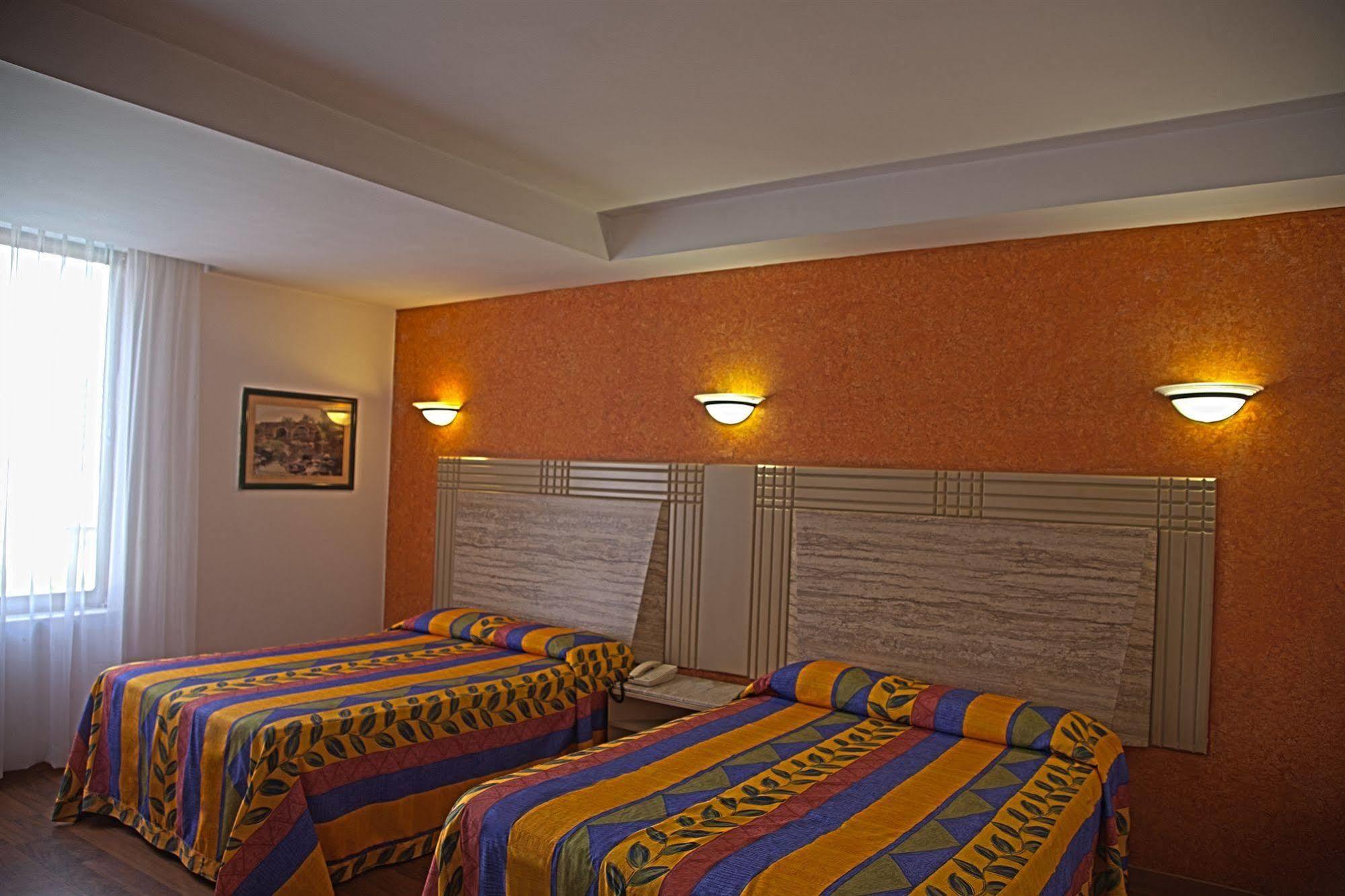 Cervantes Hotel 4*