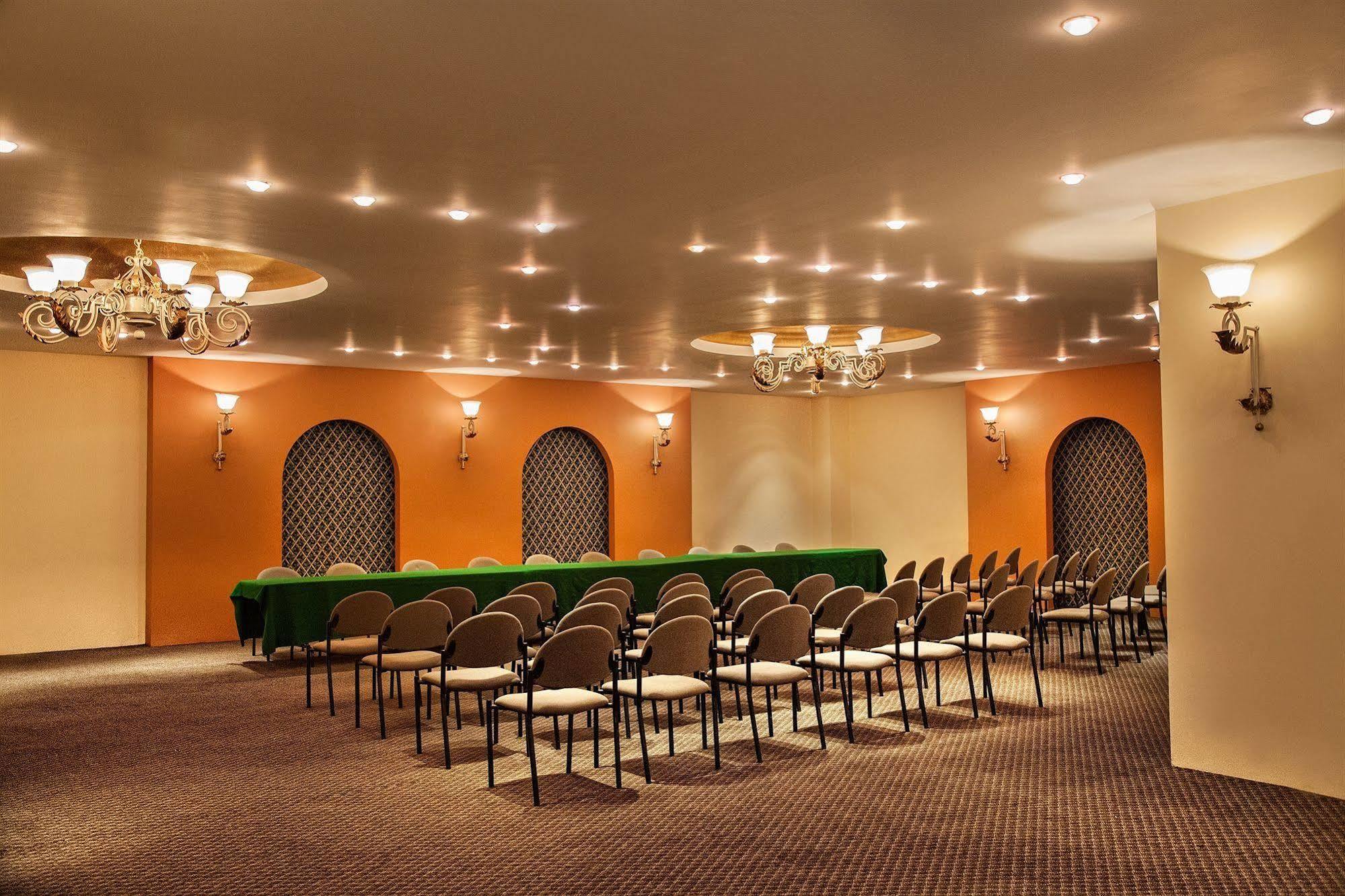 Cervantes 4* Guadalajara