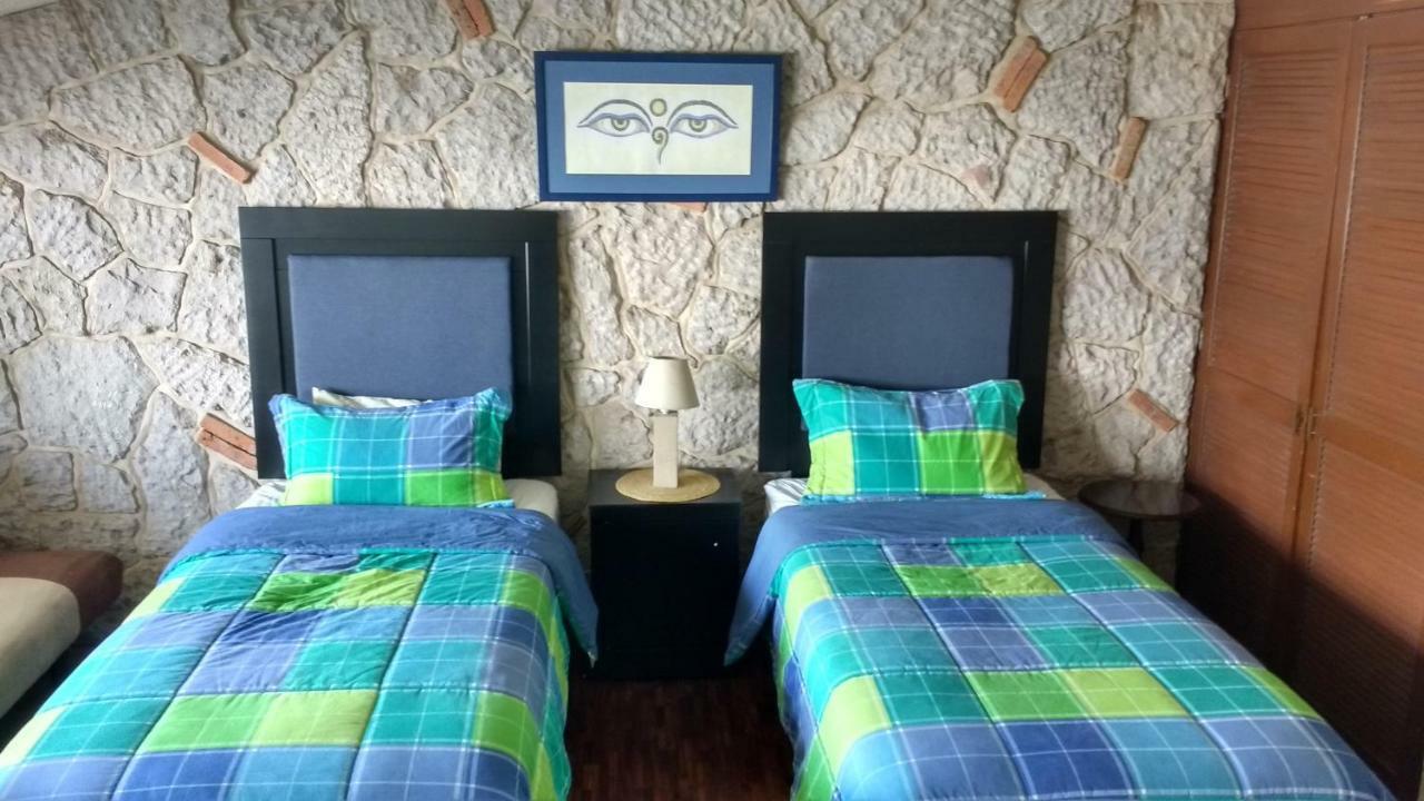 Habitación Amplia Cerca De Andares *