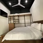 Loft Doble Altura / Chapu 102 @Serra