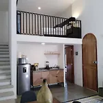 Casa Monarcas - Josefina