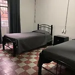 Centro 116 Hostal Para Mujeres Females Only