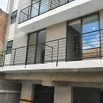 Departamento Centrico Acogedor Y Tranquilo