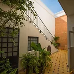 Casa Montore by Barrio Mexico