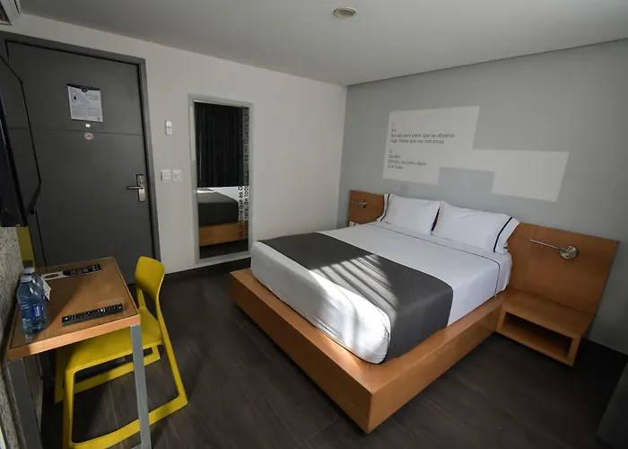 Hotel Perla Central