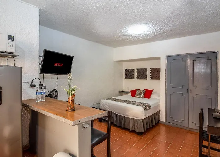 Estudio 4 / en Corazón de Chapalita