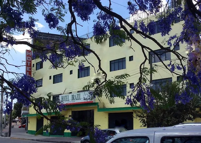 Oyo Hotel Brazil,Guadalajara,Estadio Jalisco