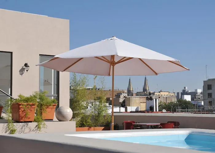 Victoria -- Luxury Apartment In Historic District
