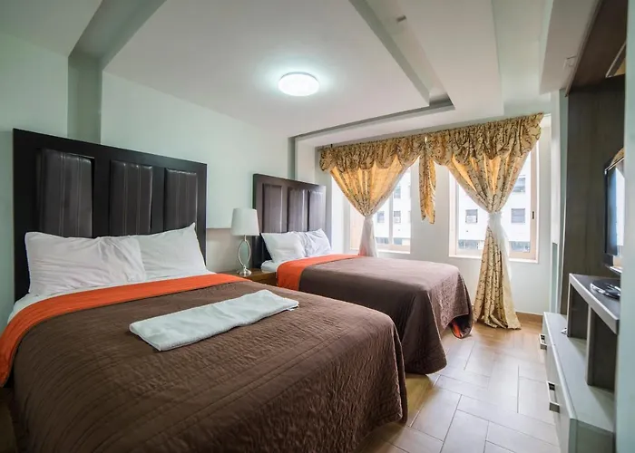 Hotel Plaza Tapatia