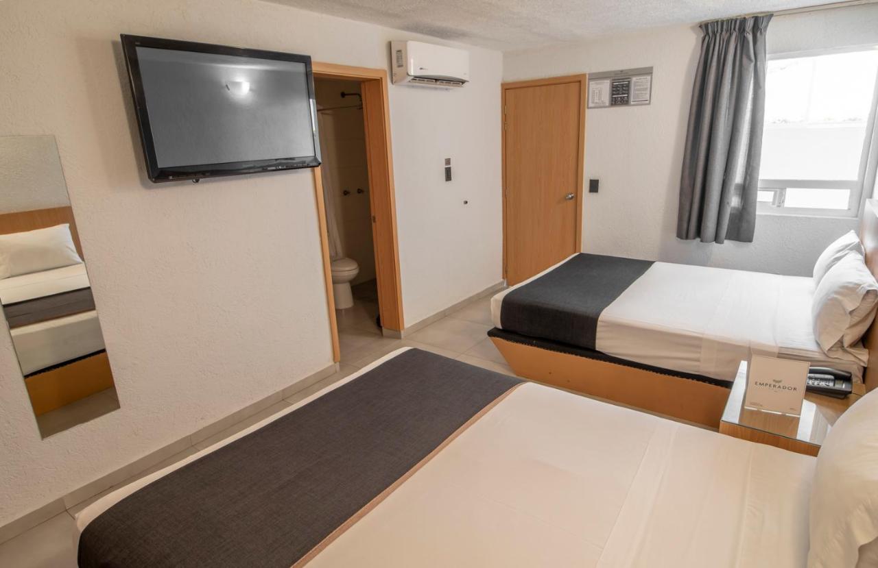 Emperador Centro Y Remodelado Hotel 3*