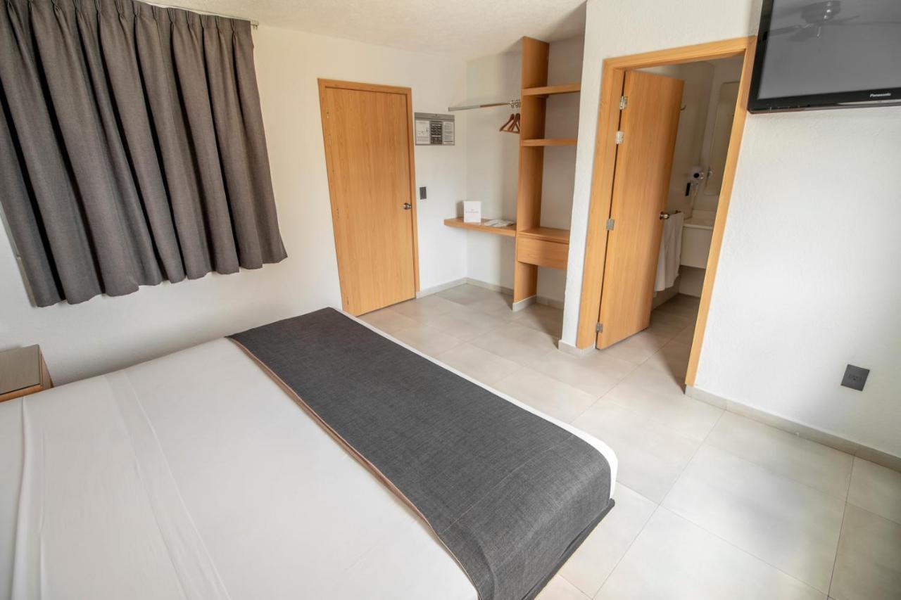 Hotel Emperador Centro Y Remodelado 3*