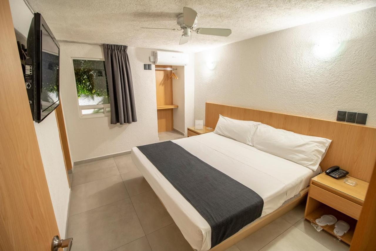 Hotel Emperador Centro Y Remodelado