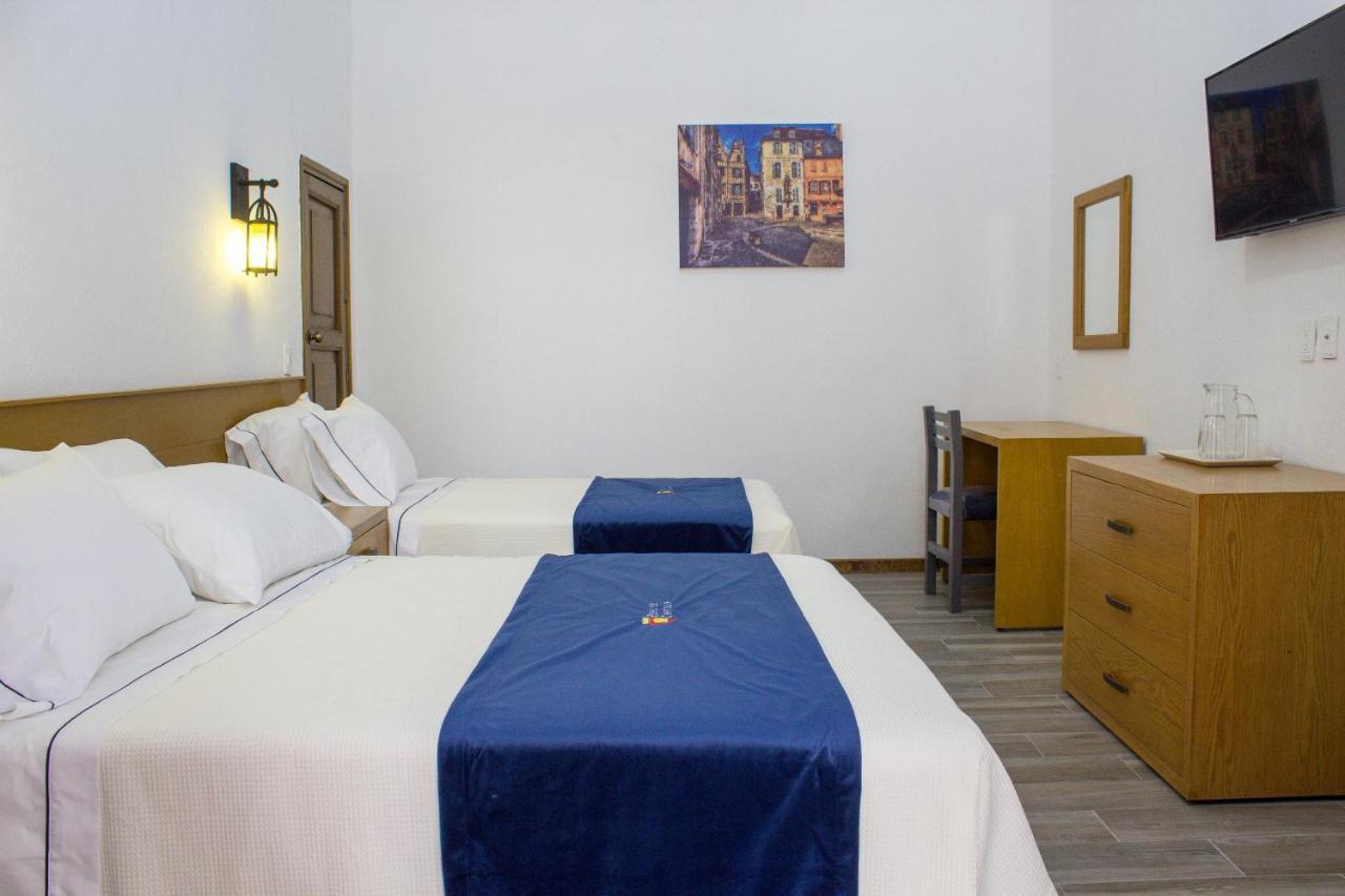 Hotel Real De Castilla 3*