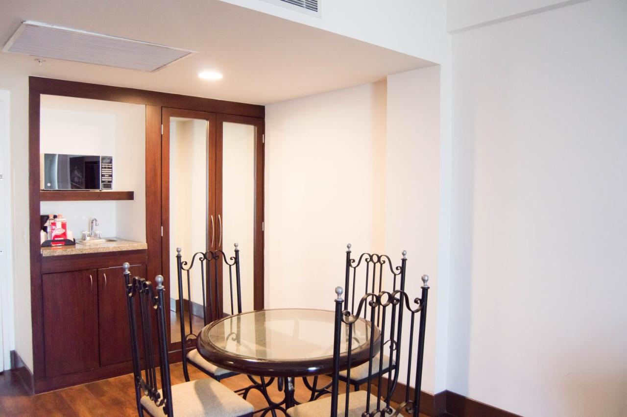 Hotel Hotel&suites Centro Historico, An Ihg 4*