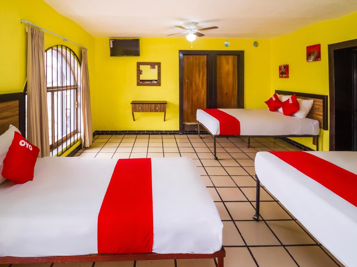 Hotel Oyo Gran Galerias Plaza 2*