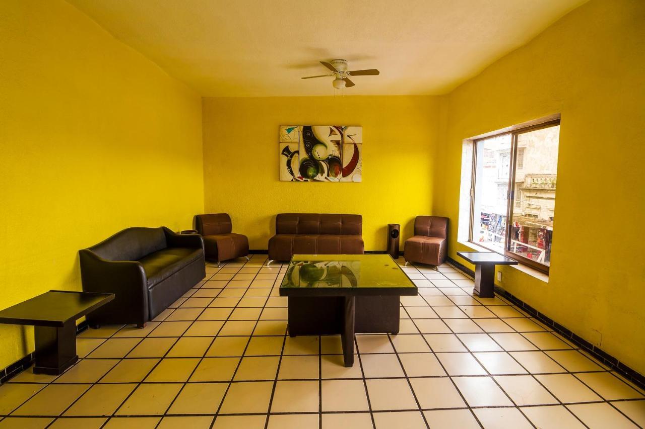 Hotel Oyo Gran Galerias Plaza Guadalajara