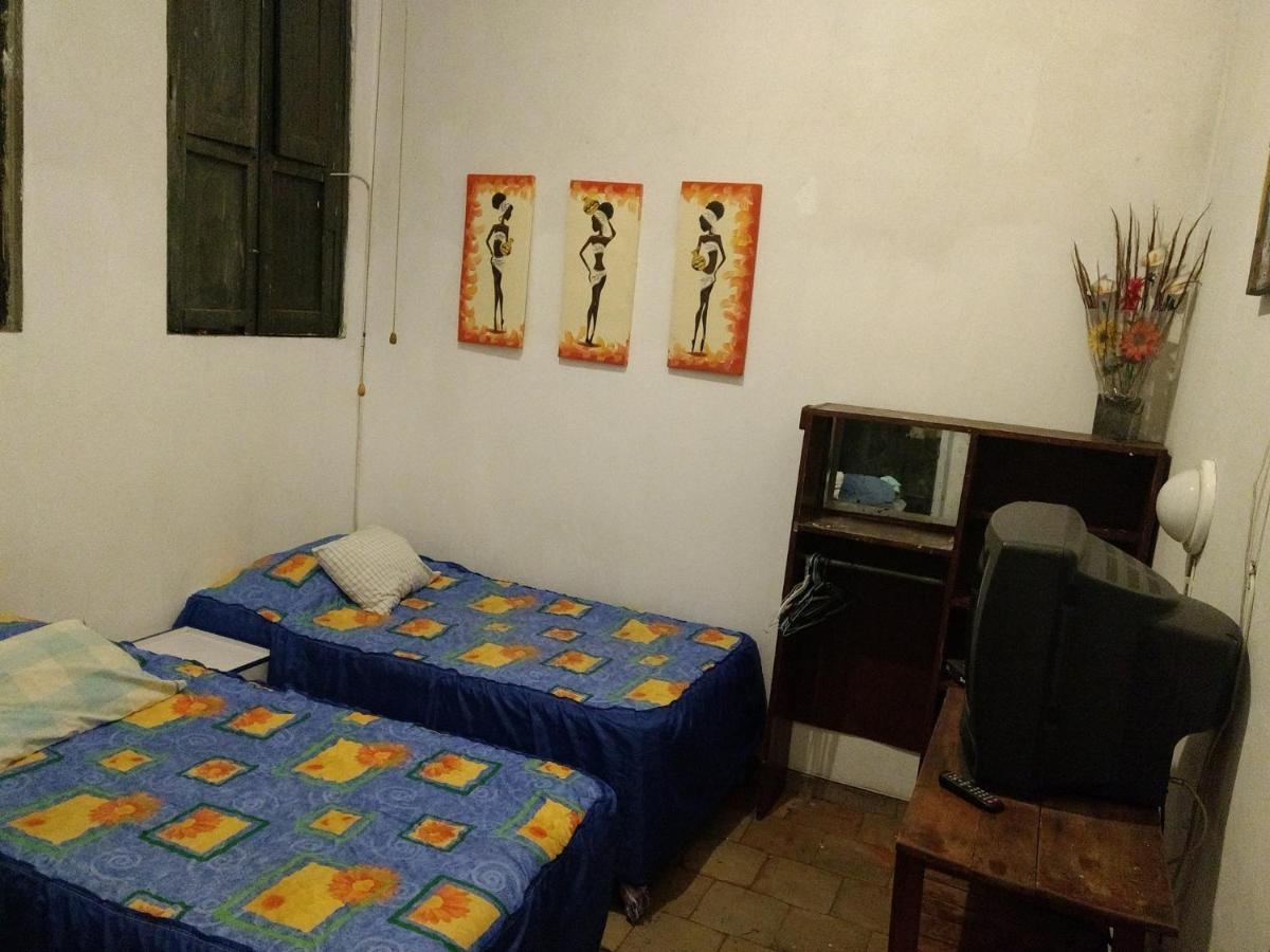 Casa De Huespedes Libertad Hostal *