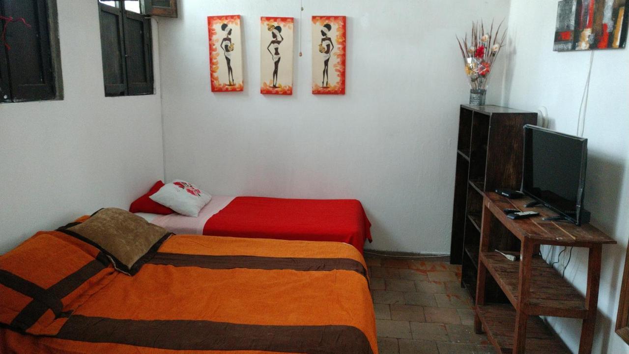 Casa De Huespedes Libertad Hostal Guadalajara