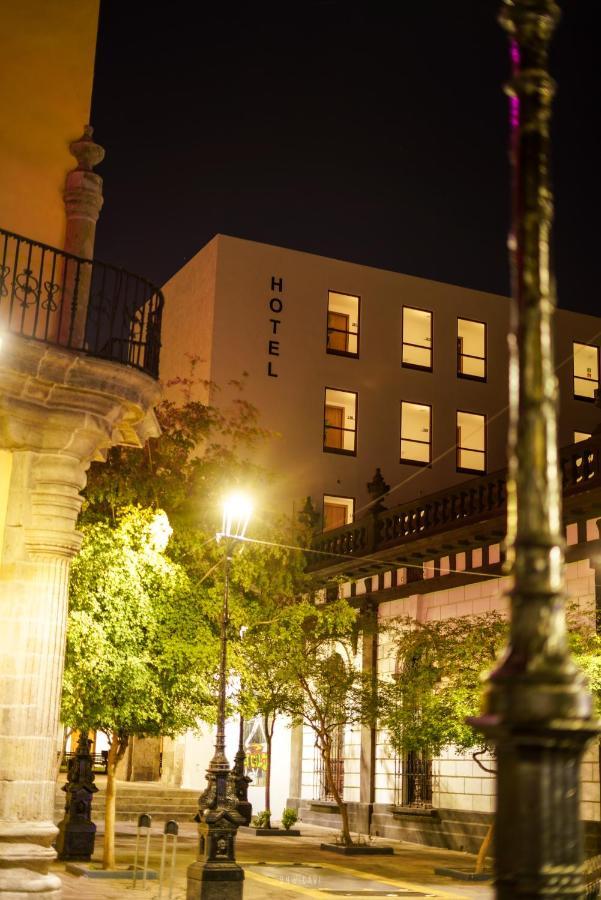 Six Degollado Hotel 3*
