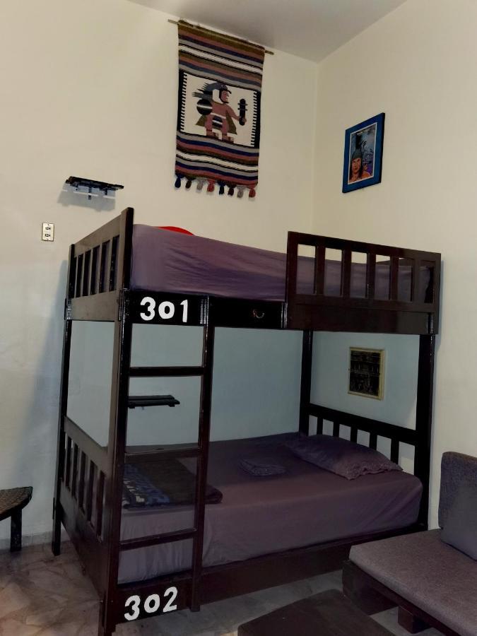 The Roof Backpackers 2*