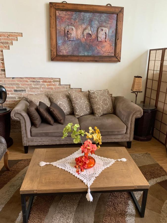A Cuadra De La Minerva Habitación en casa particular Guadalajara
