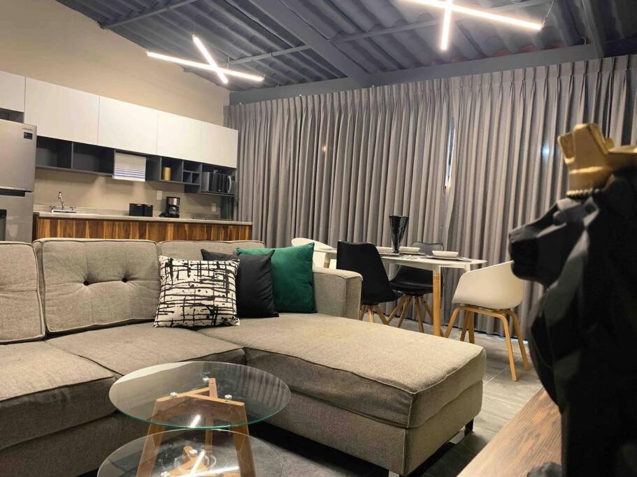 Сasa de vacaciones Begonias Loft ¡a 5 Min Del Auditorio Telmex! Guadalajara