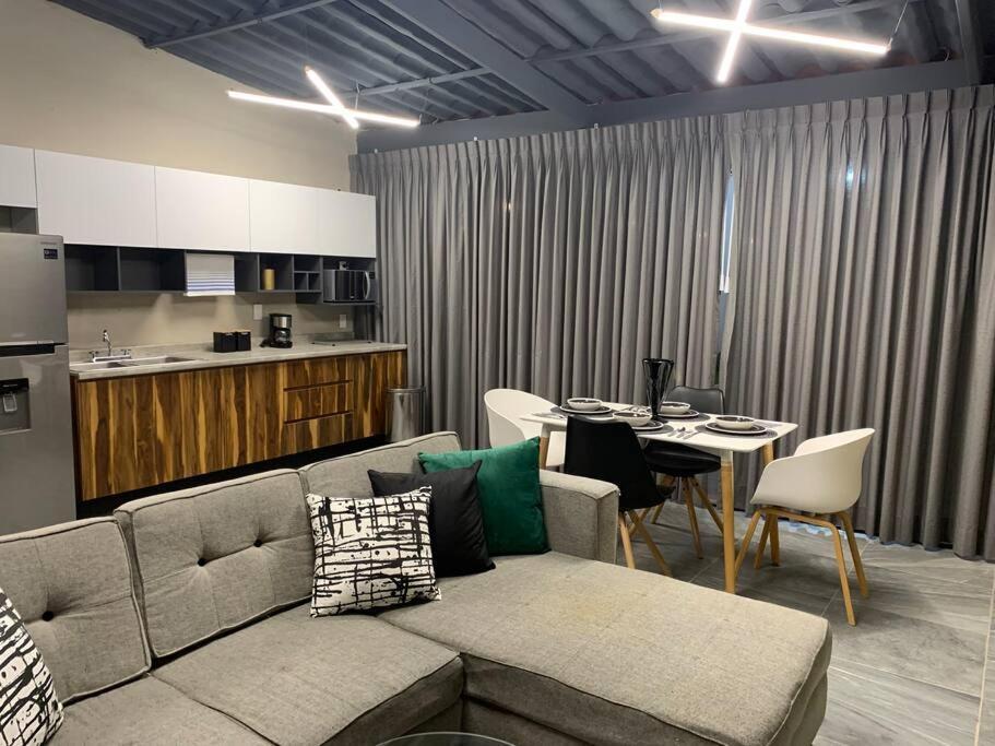 Сasa de vacaciones Begonias Loft ¡a 5 Min Del Auditorio Telmex! Guadalajara