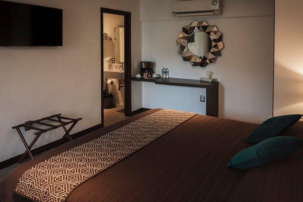 Platino Expo Hotel 4*