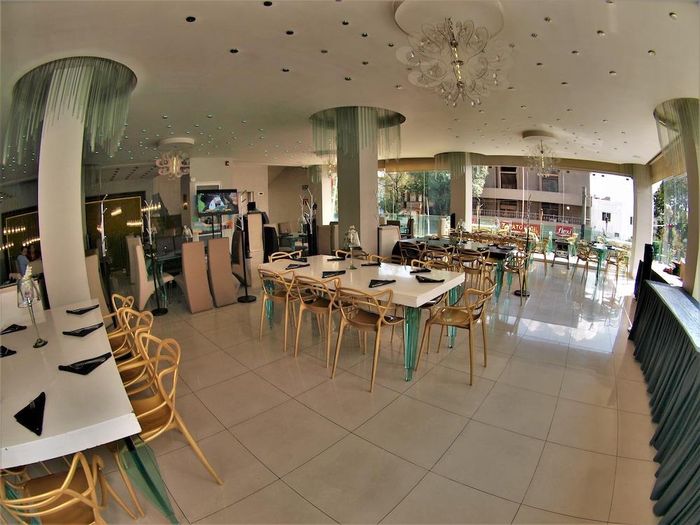 Hotel Vista Hermosa