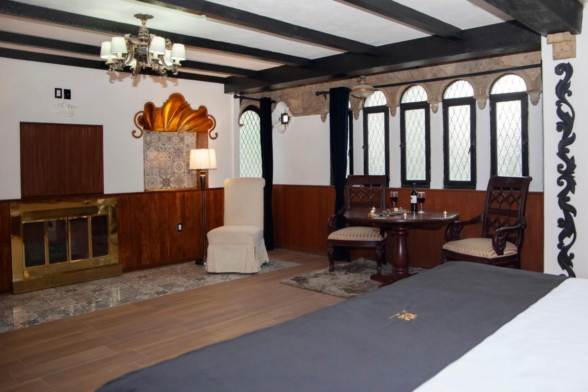 Boutique La Mansion Hotel *