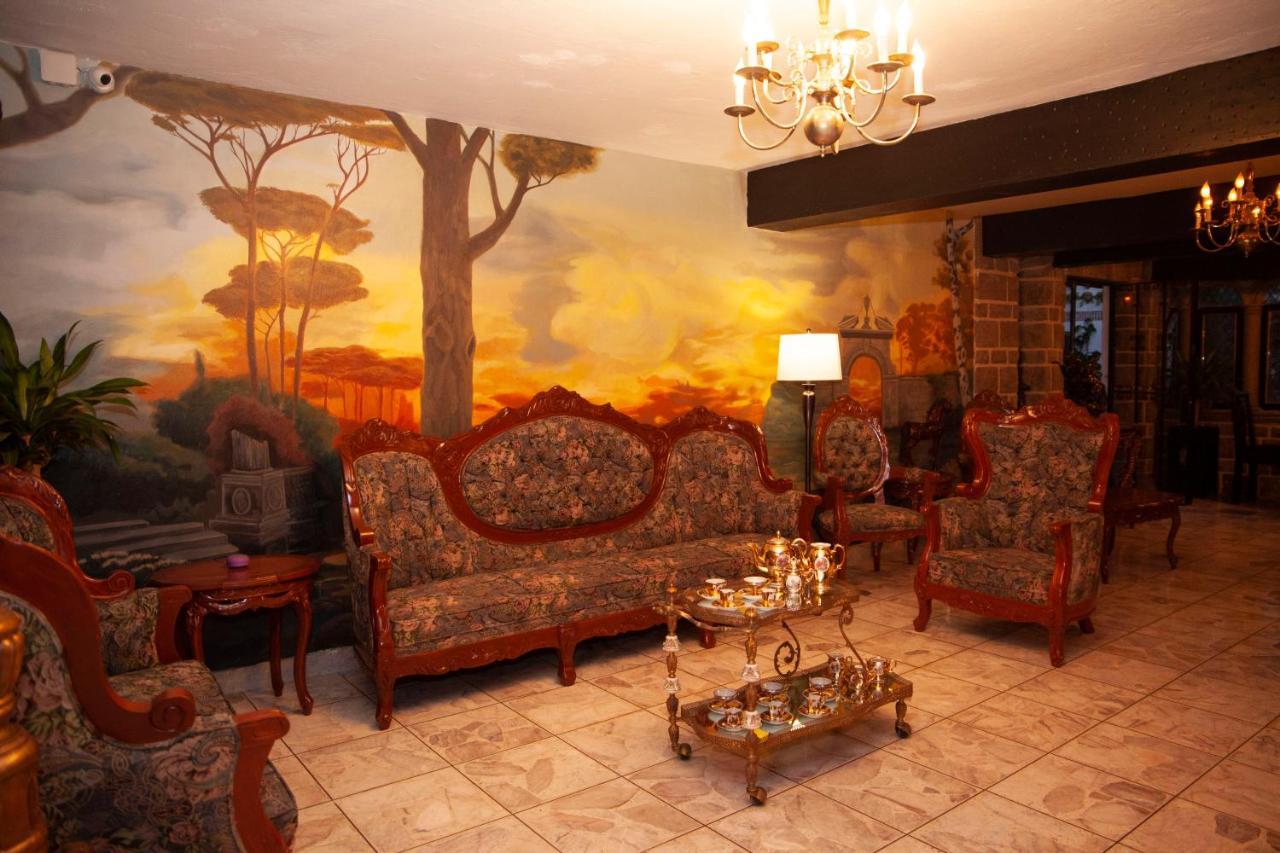 Boutique La Mansion Hotel *