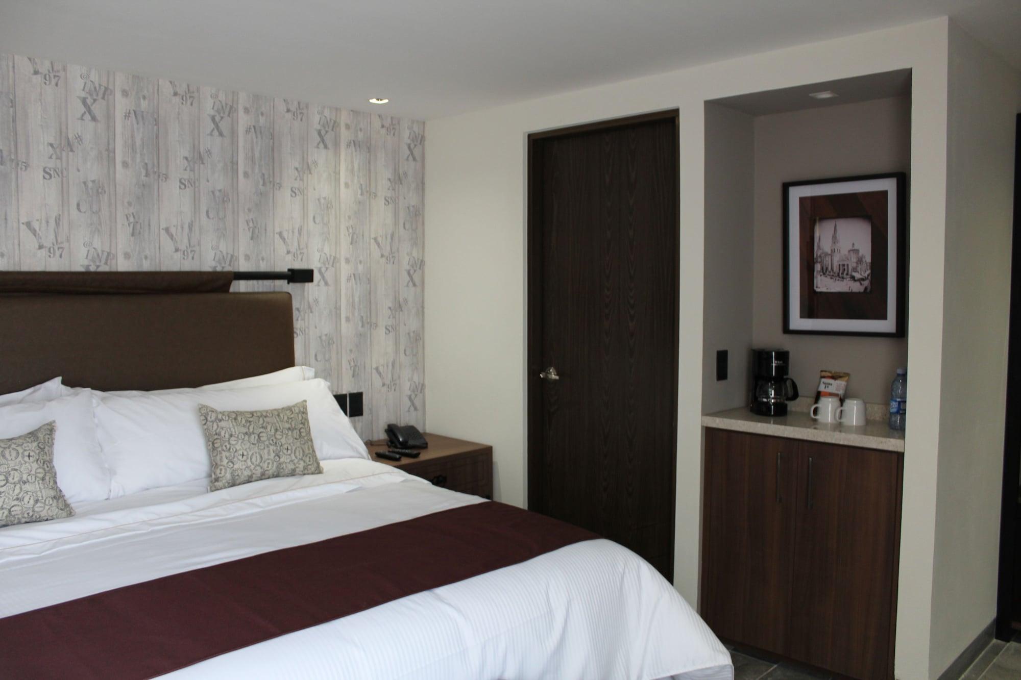 Arborea Ronda Minerva Y Expo Hotel 4*