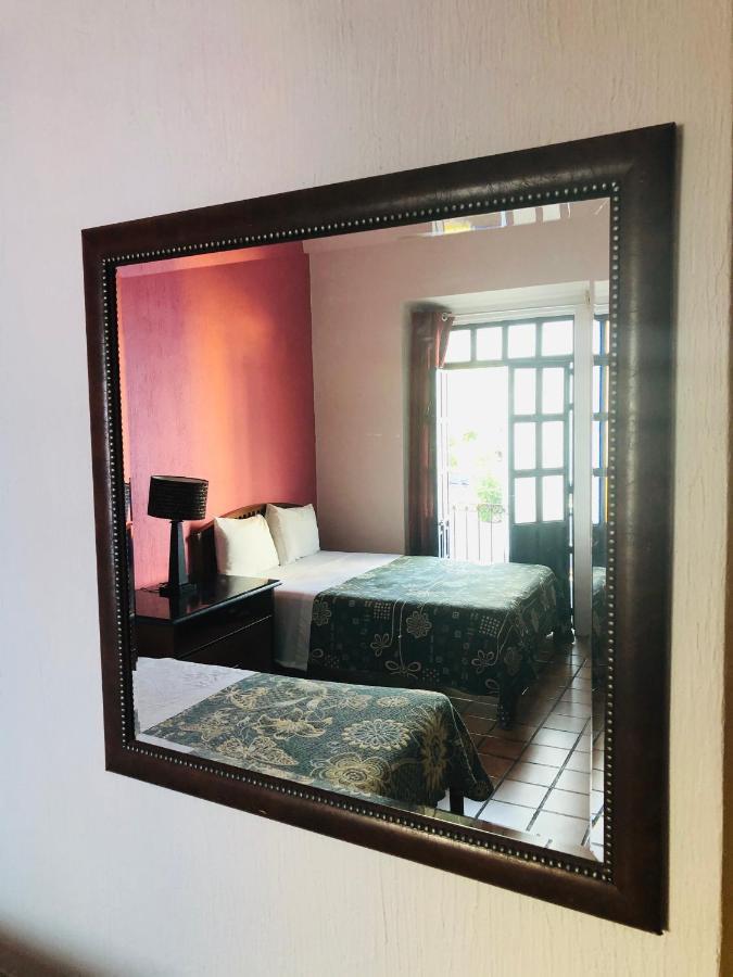 Hostal De Los Reyes