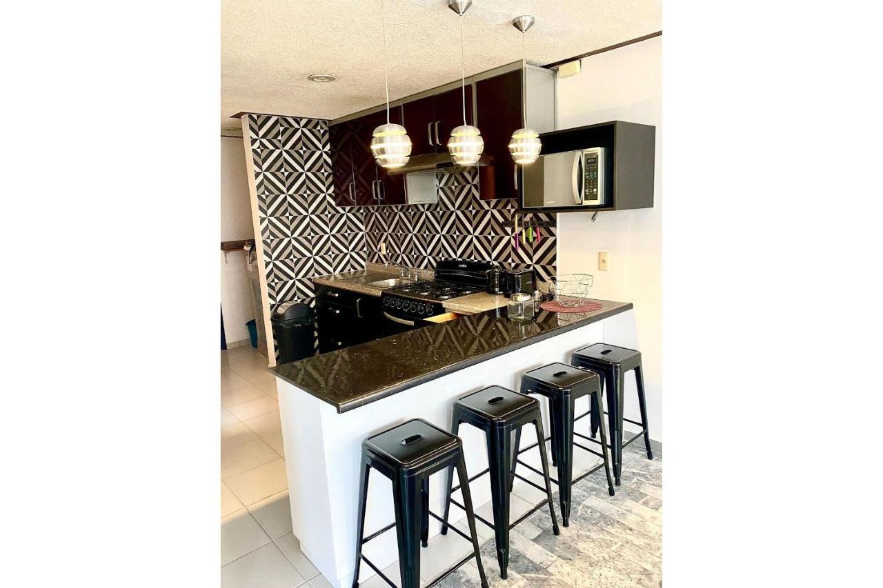 Enorme. Piso Completo 100% Remodelado Zona Expo Apartamento Guadalajara