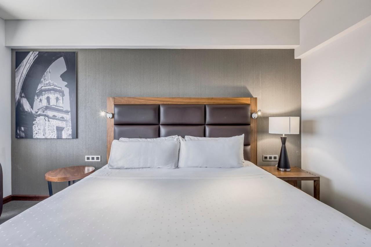 Hotel Fiesta Americana
