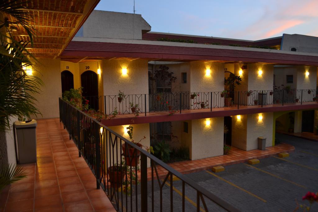 Hotel Del Sol Expo 3*