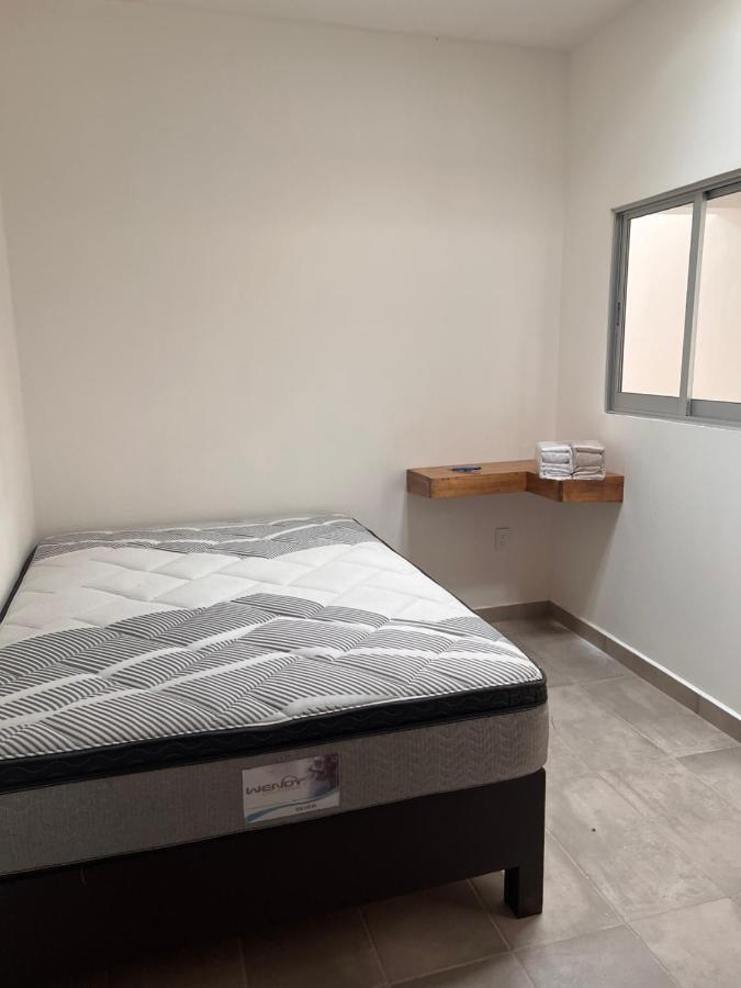 Cuarto En Renta - En El Corazon De Pensión