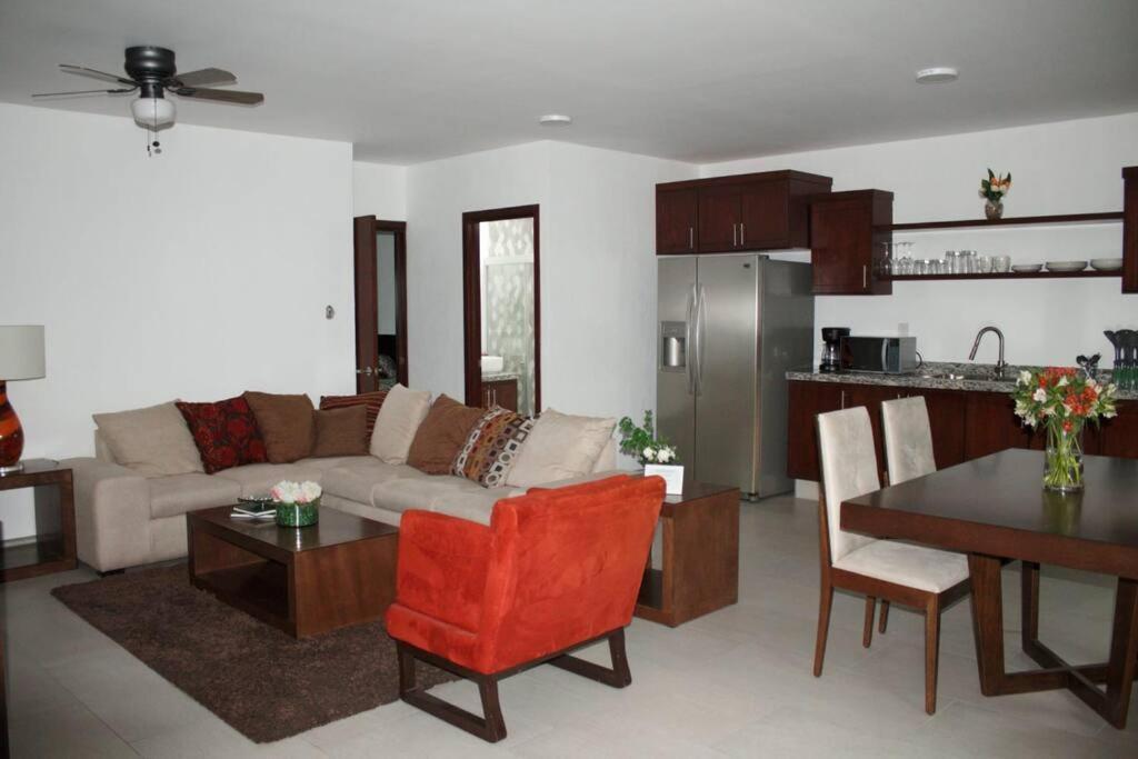 Hermoso Departamento Con Una Excelente Ubicacion *