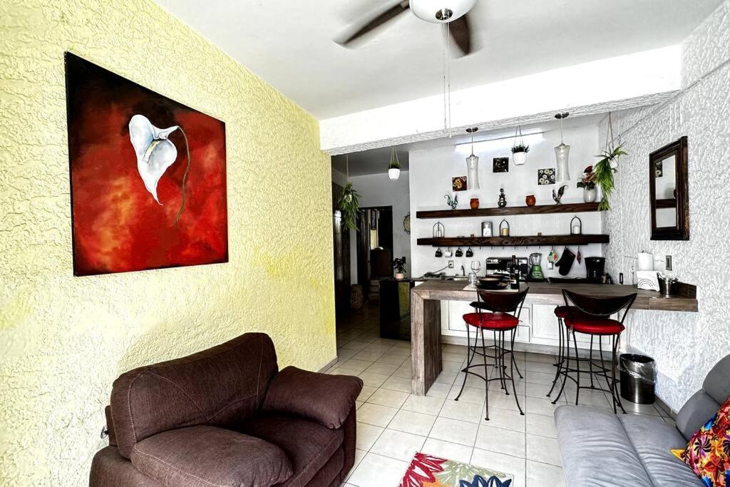 #9-fast Wifi-private Apto-street Entry-garden-cabletv *