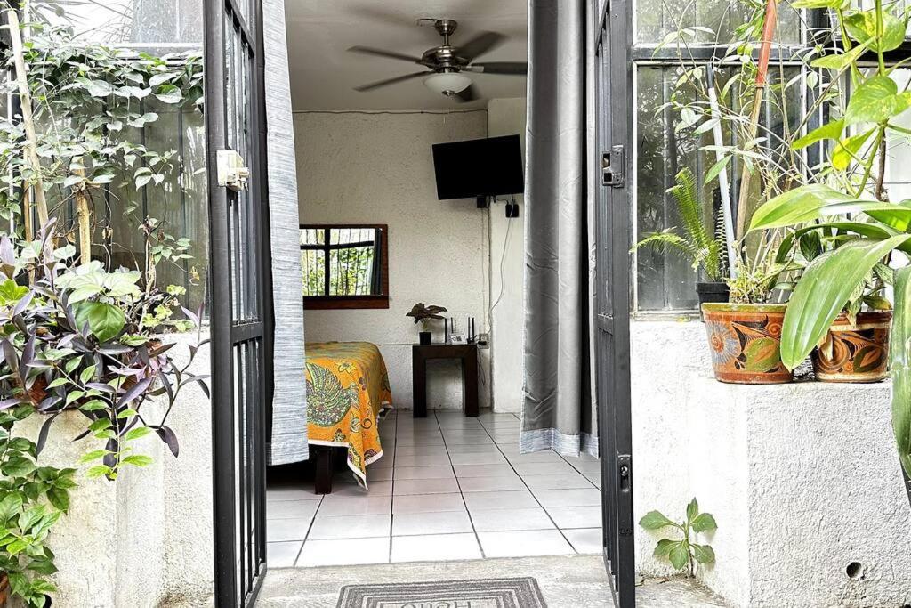 #9-fast Wifi-private Apto-street Entry-garden-cabletv *