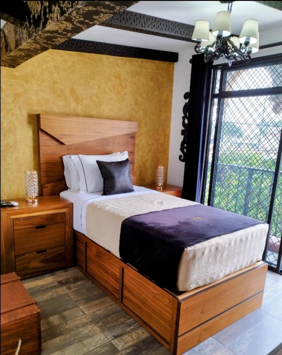 Boutique La Mansion *