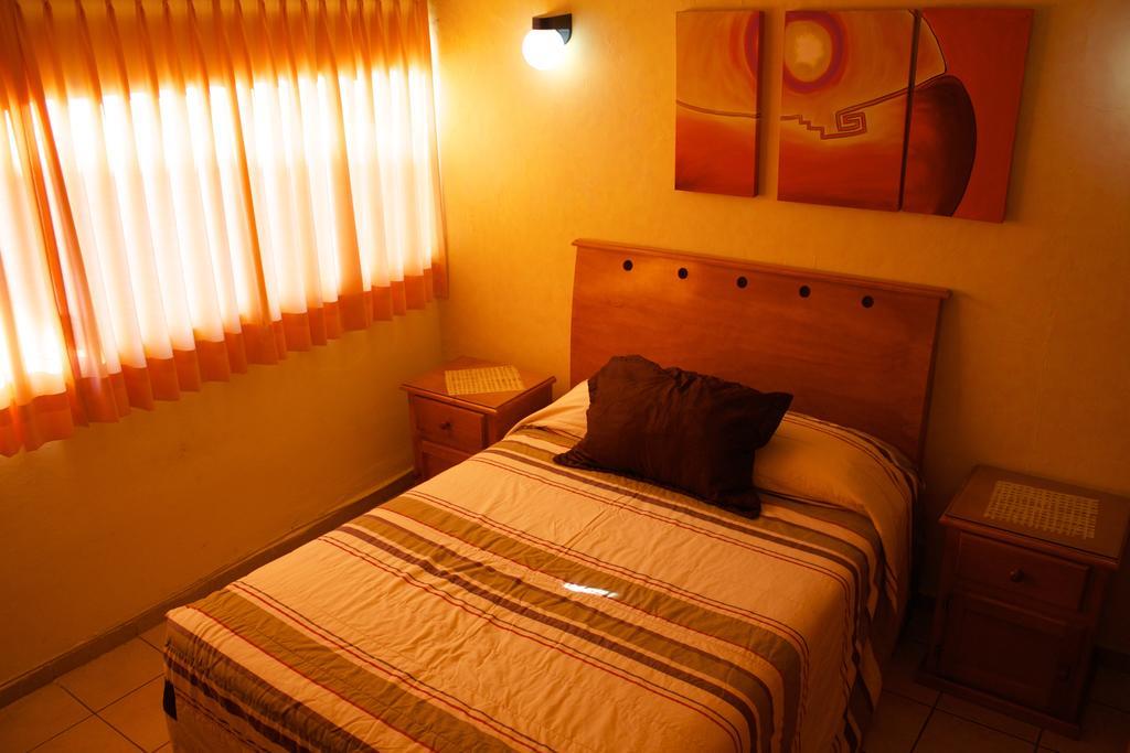 Residencia Los Angeles 3*