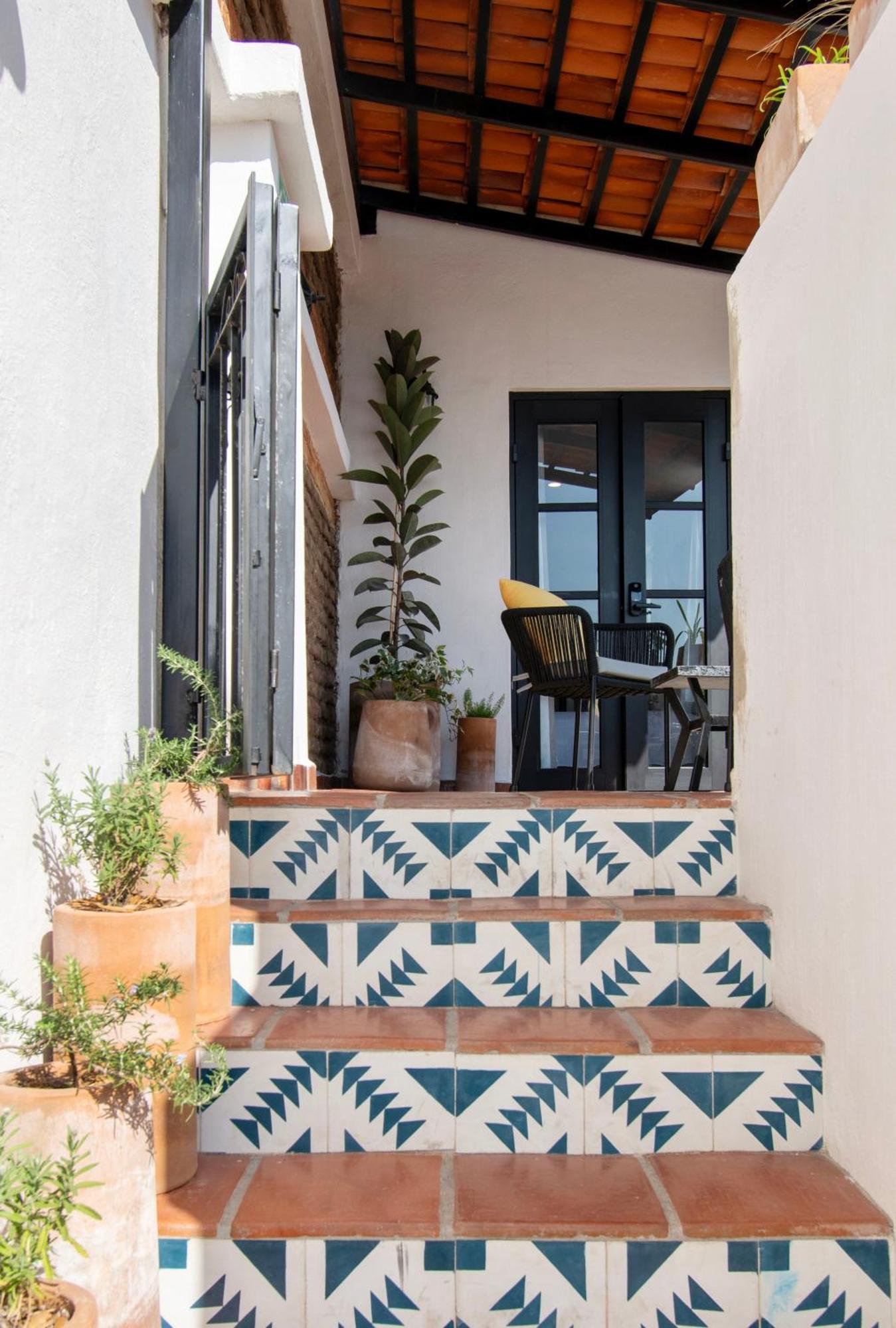 Guest house Casa Irake *